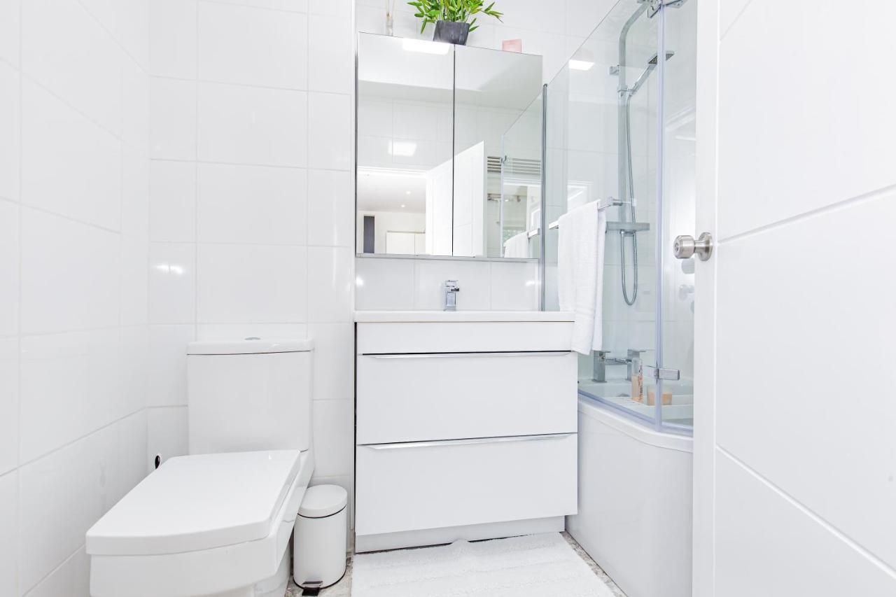 A'Nb Oxford Lux 2-Bedroom Plus Private Parking 5-Star Central Ox1 Esterno foto